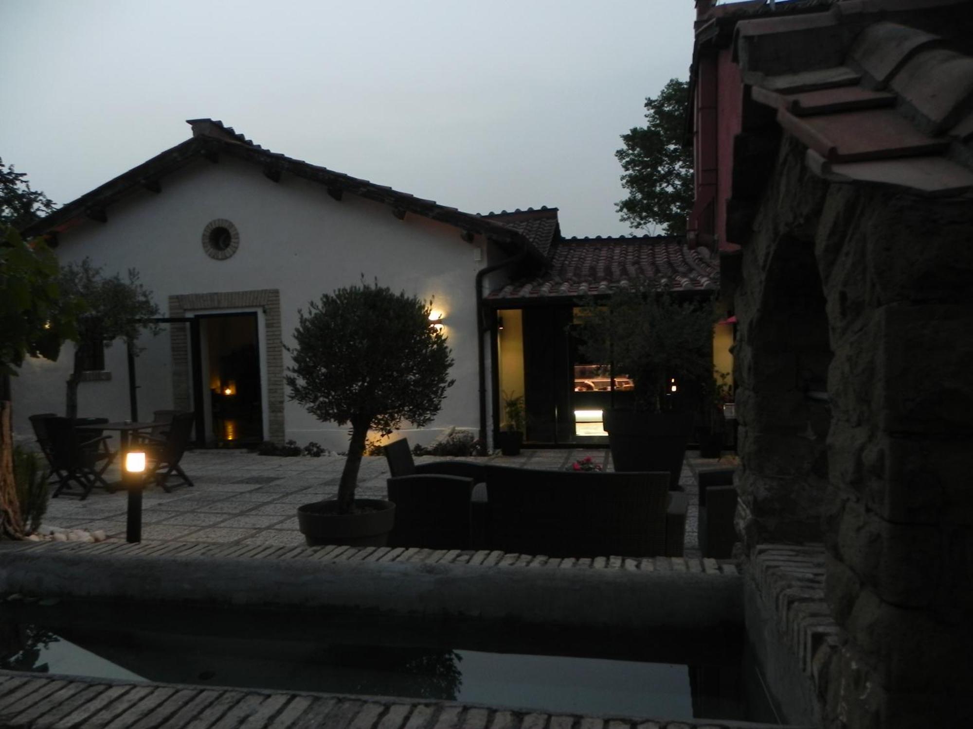 Tenuta Del Duca Fiumicino Locanda E Hostaria Guest House Eksteriør billede