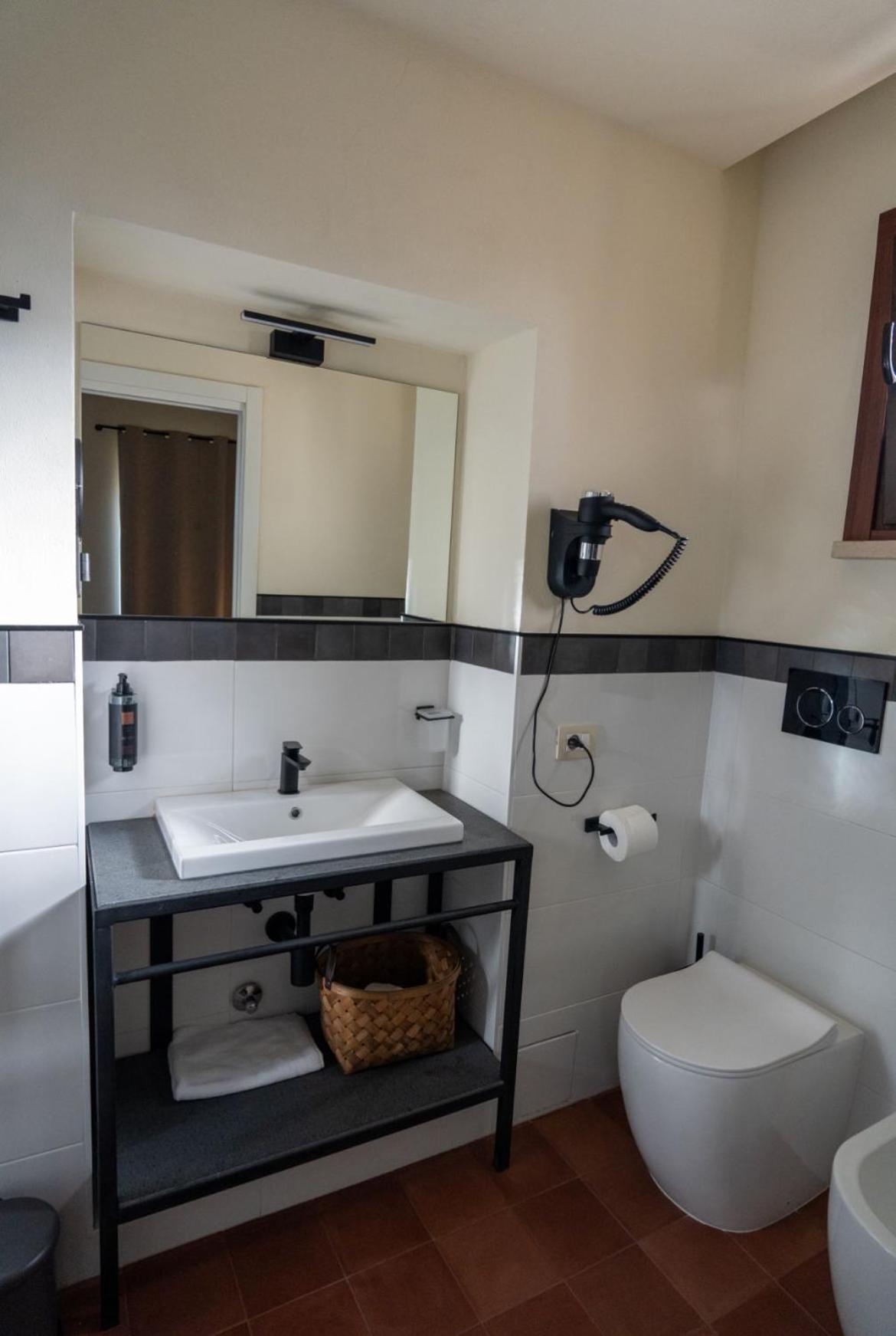 Tenuta Del Duca Fiumicino Locanda E Hostaria Guest House Eksteriør billede